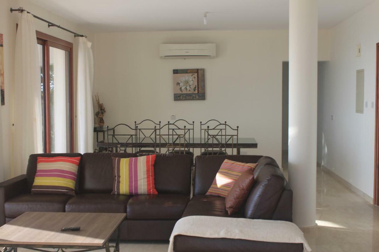 Martika Luxury Villa Agia Marina  Esterno foto