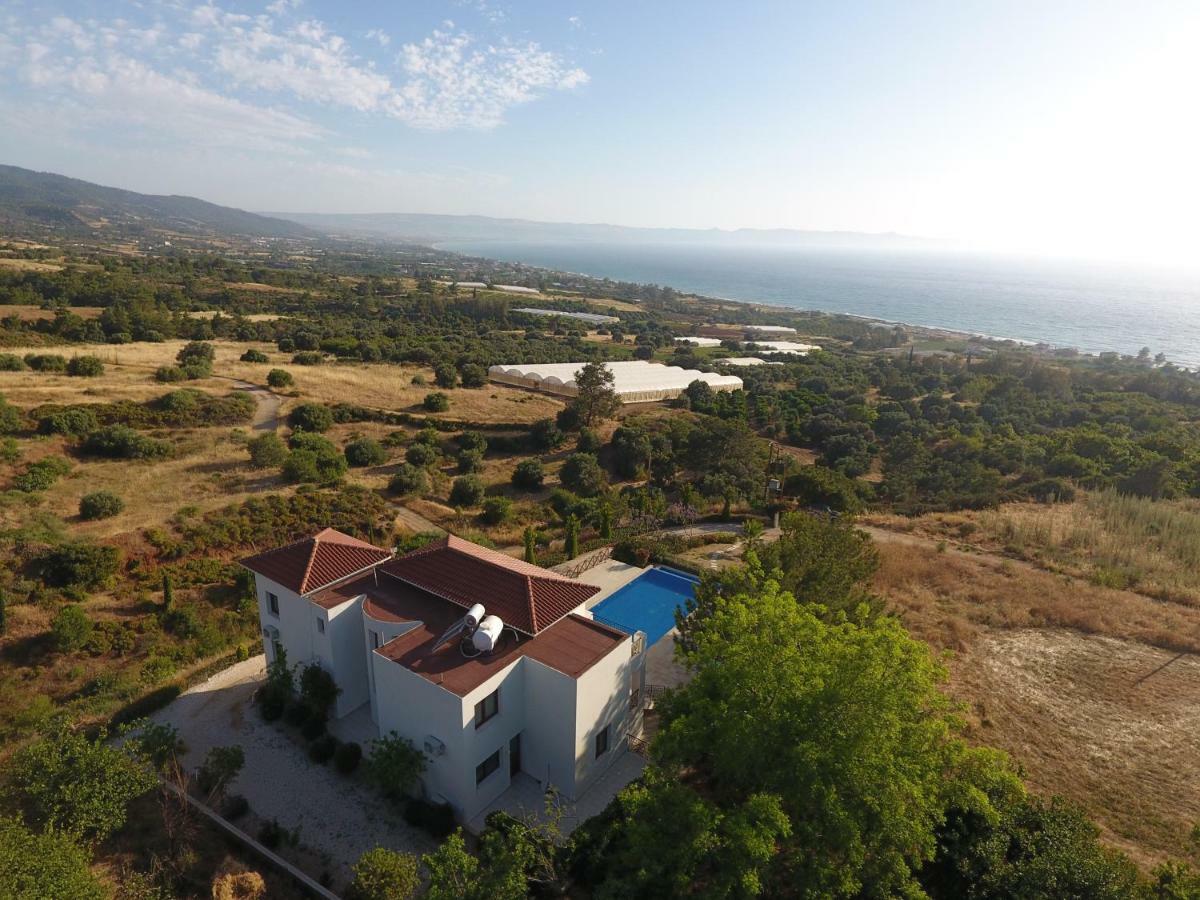 Martika Luxury Villa Agia Marina  Esterno foto