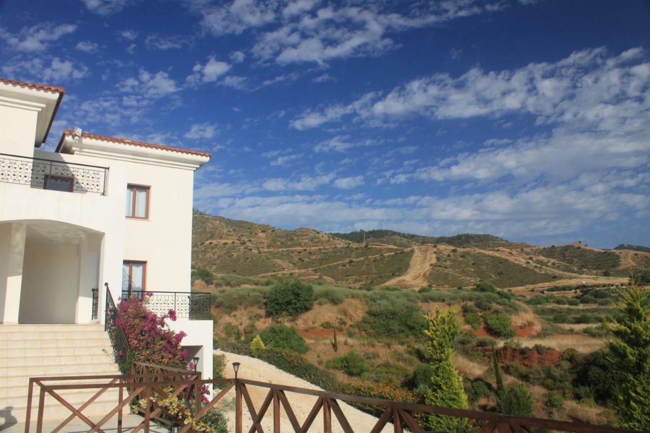 Martika Luxury Villa Agia Marina  Esterno foto
