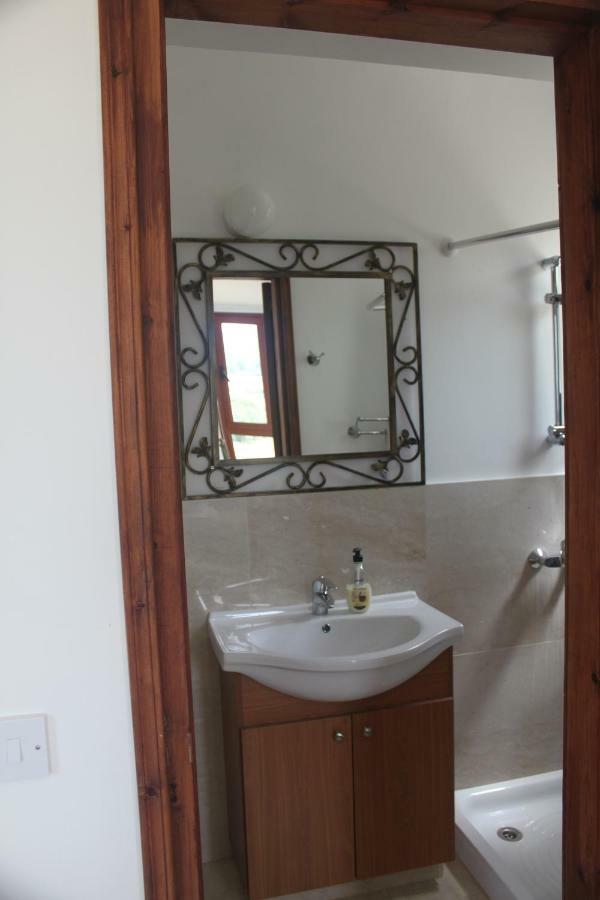 Martika Luxury Villa Agia Marina  Esterno foto