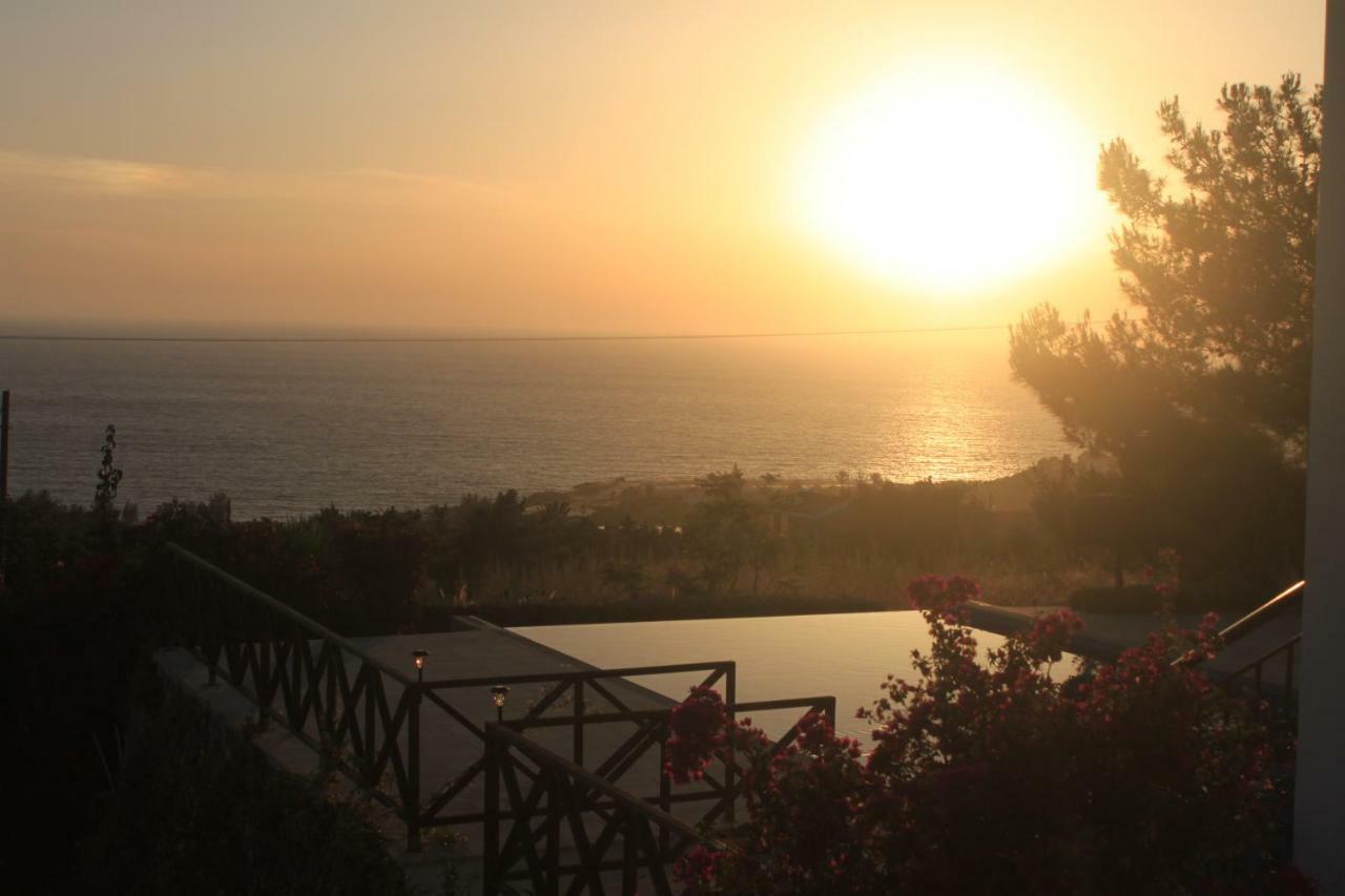 Martika Luxury Villa Agia Marina  Esterno foto