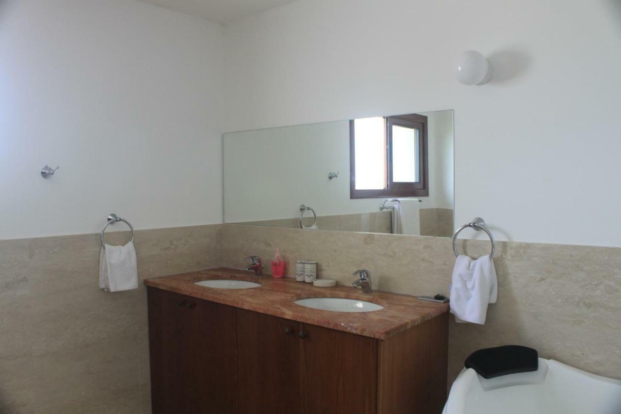 Martika Luxury Villa Agia Marina  Esterno foto